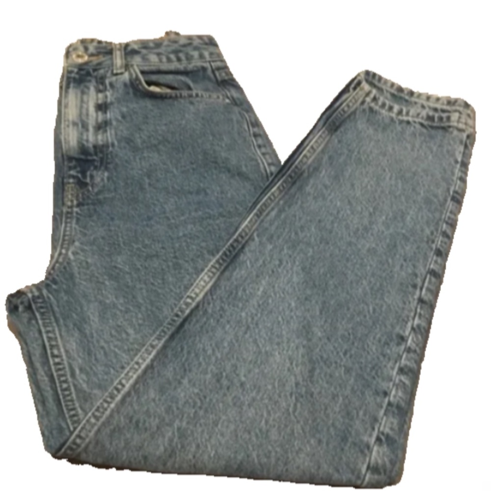 Zara high-waist relaxed fit mom denim jean’s size 2